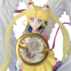 Pretty Guardian Sailor Moon Cosmos: The Movie! - Eternal Sailor Moon Figure Bandai Tamashii Nations FiguartsZERO