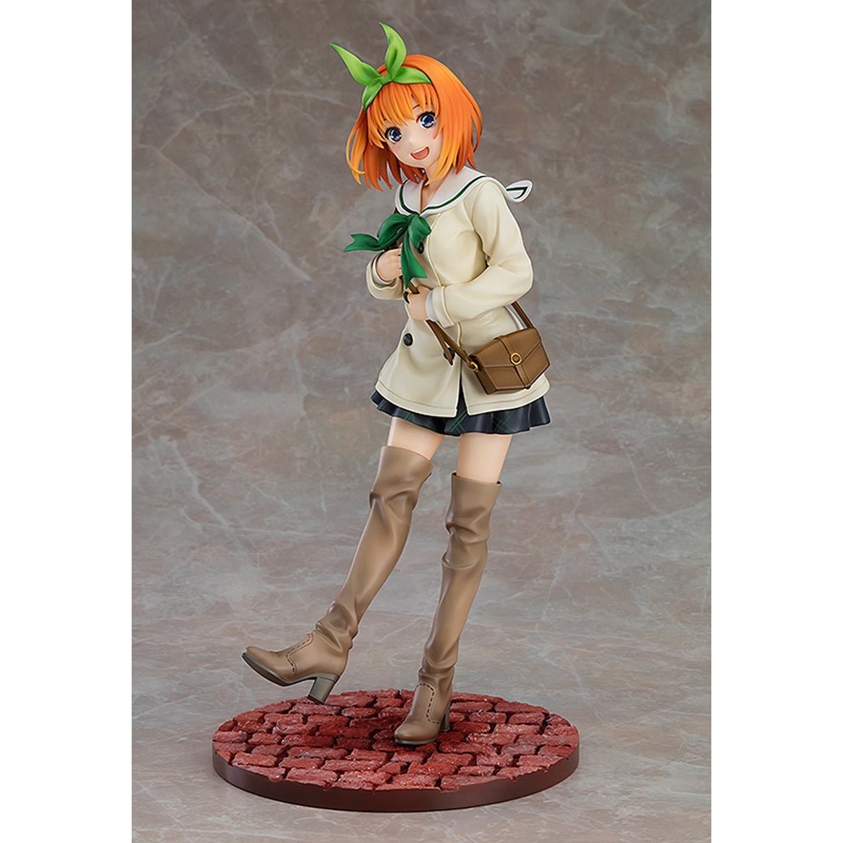 The Quintessential Quintuplets - Yotsuba Nakano 1/6th Scale Figure Good Smile Company (Date Style Ver.)